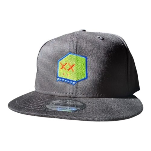 Boxhead Snapback Lizard hat – green lizard head with blue outline, orange eyes, white teeth, and red nostrils embroidered on structured black snapback.